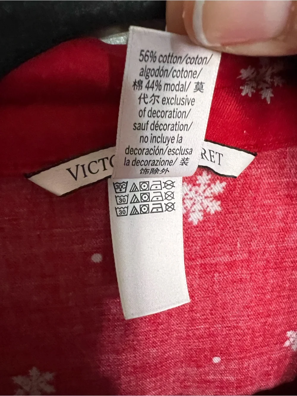 Victoria’s Secret Lipstick Red White Snowflake Short Sleeve Flannel Pajama Set
